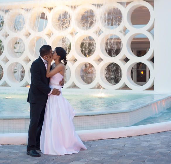 Bride and groom at Costa d' Este