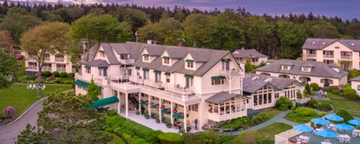 Spruce Point Inn